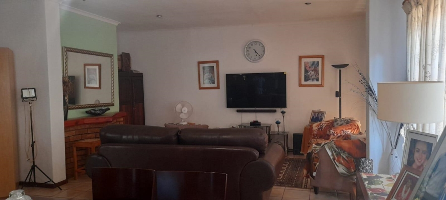 3 Bedroom Property for Sale in Moorreesburg Western Cape